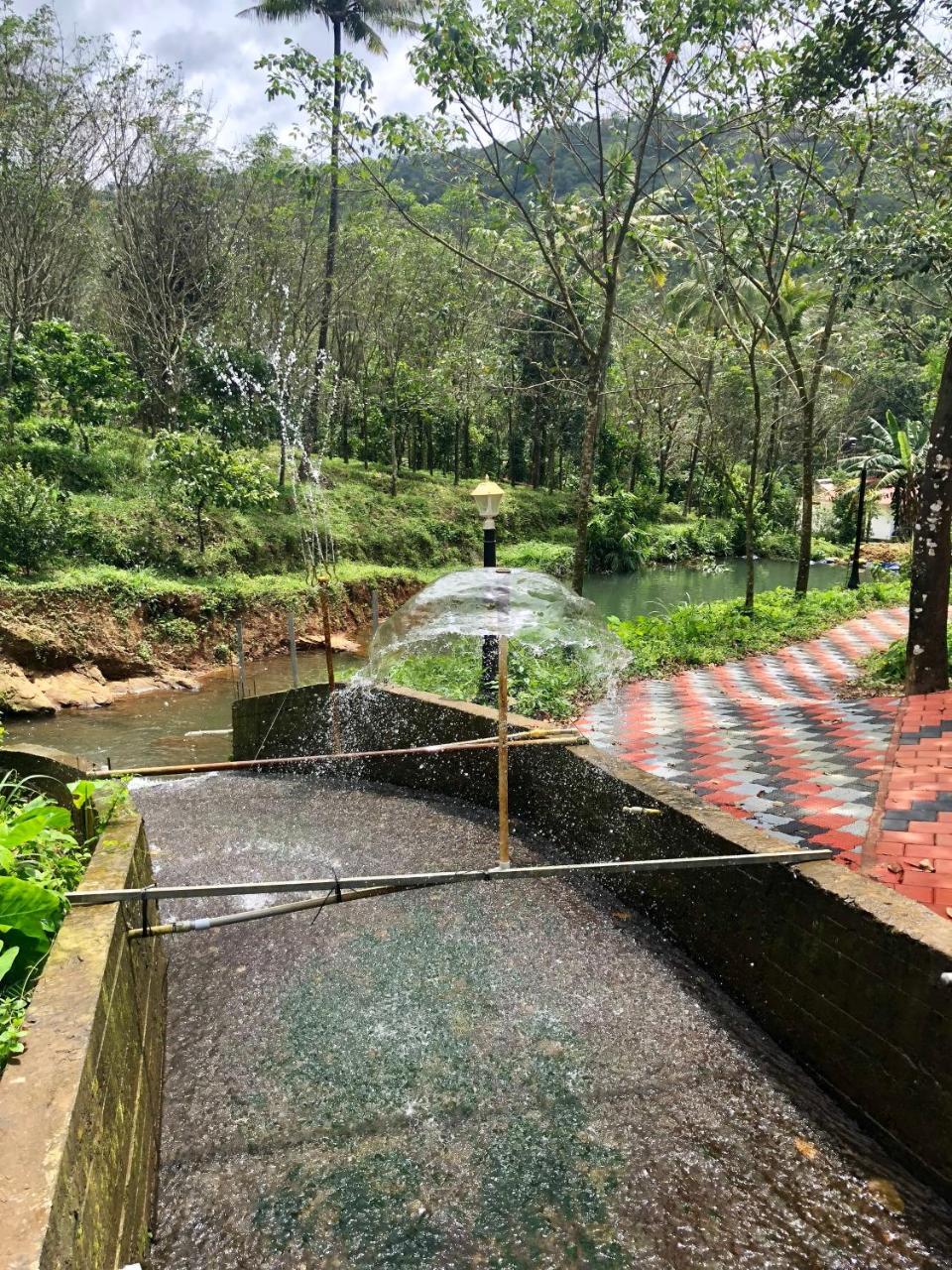 Nutmeg Valley Idukki Bagian luar foto